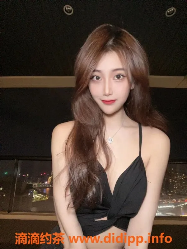 深圳楼凤-深圳梨香香，颜值高，胸大服务好，P2000起