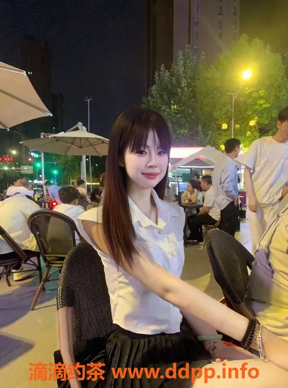 北京楼凤资源信息,朝阳肉肉 168cm 45kg 胸C 陪浴口爆服务