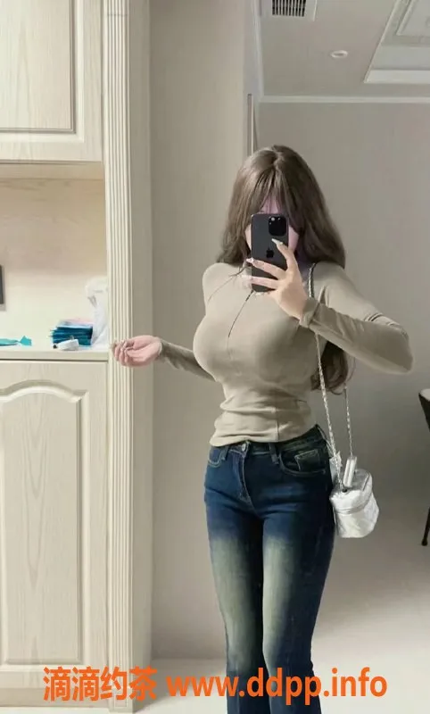 深圳楼凤-深圳唐欣，165cm大胸美女，1300元起