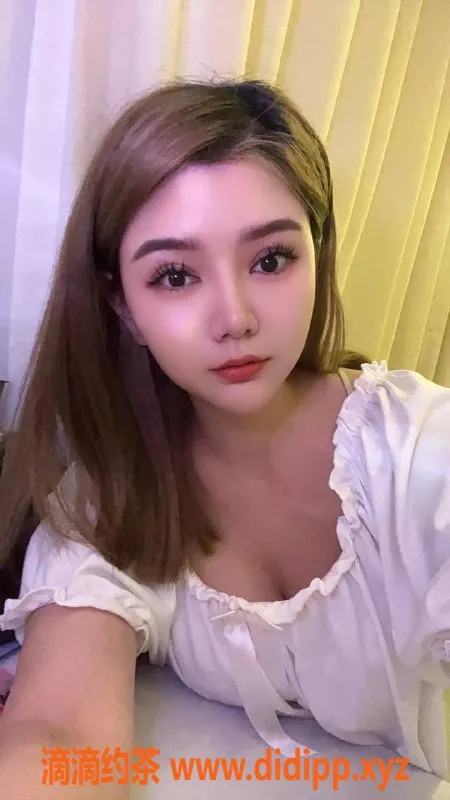 杭州上门服务-萧山橙橙，22岁168cm性感妹子，600元起包夜无限次