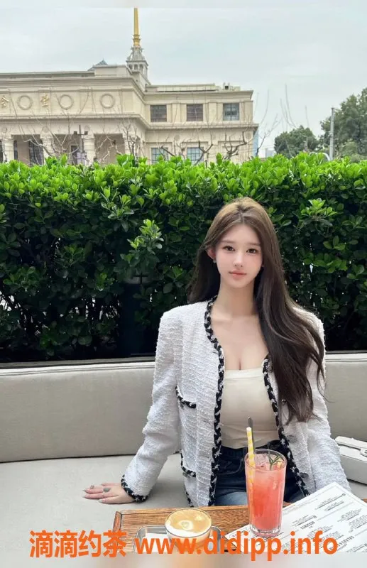 深圳楼凤资源信息,龙华依依，1500元体验六九Kiss特色服务