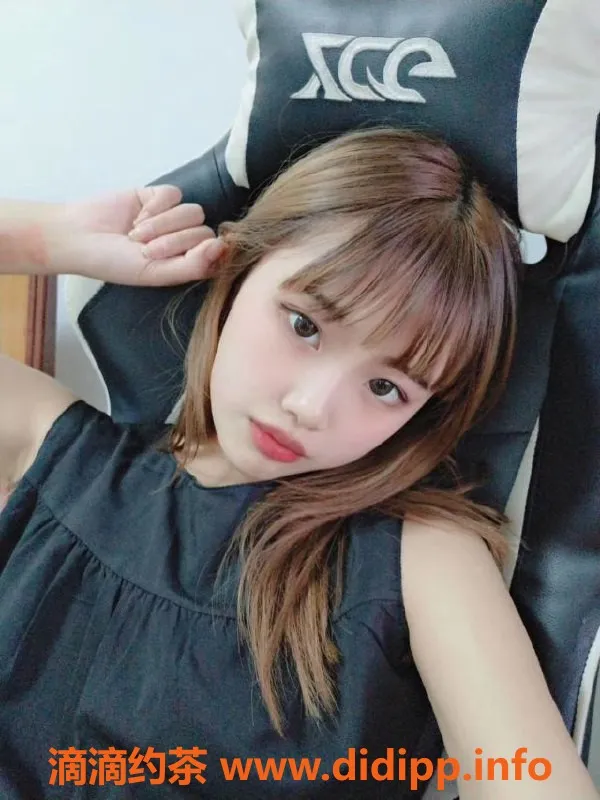 武汉楼凤-乔安，妩媚迷人，优质服务，价合理