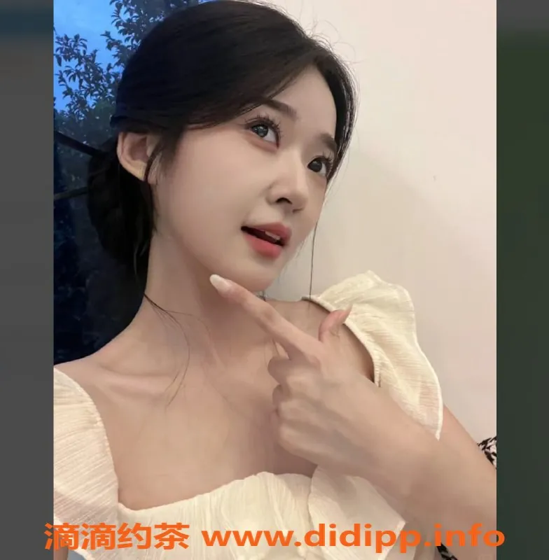 上海楼凤-闵行乐乐，167cm肤白大胸，1000元起