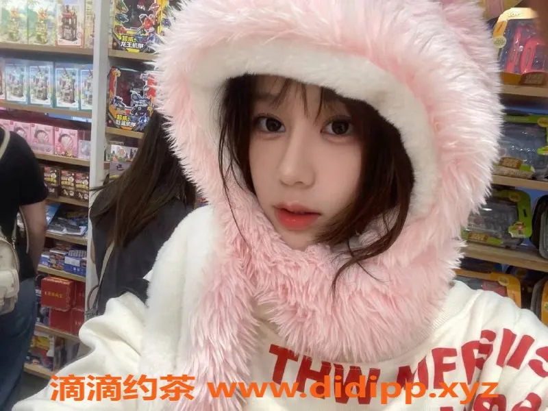 东莞楼凤-大朗落落，1200元享受绝妙服务