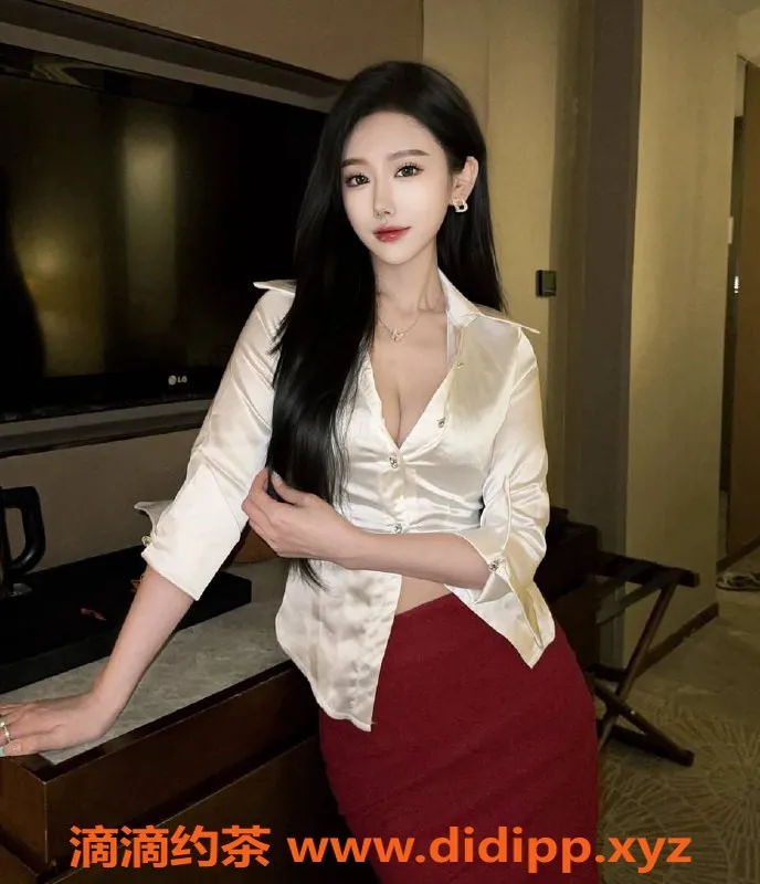 上海楼凤-普陀刘玥 166CM C杯主播 1498元起