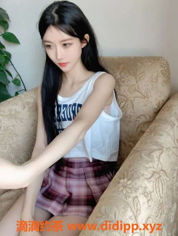 上海楼凤-静安梦小蝶，颜值超高长腿妹，1900起