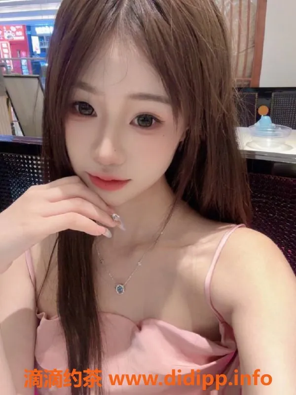 成都楼凤资源信息,武侯区穆婷婷，嫩妹身材，超值体验