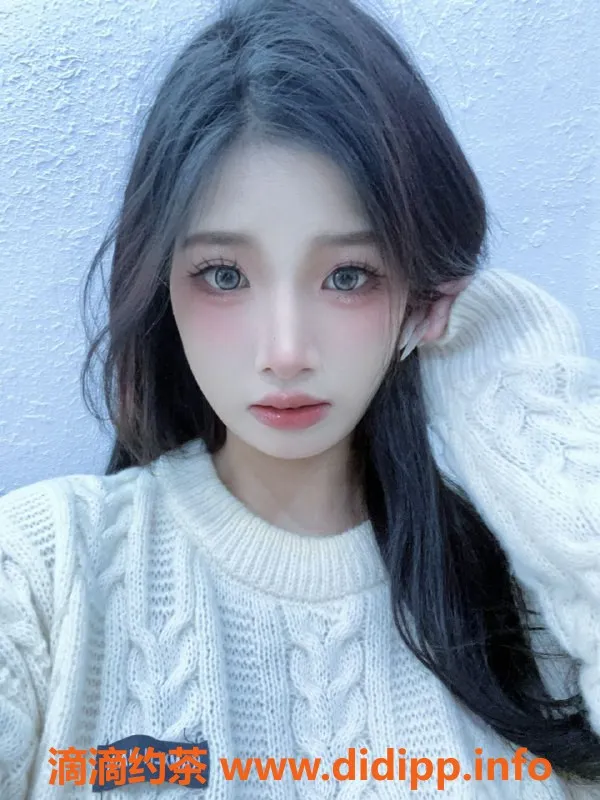 成都楼凤-成都九眼桥结衣，20岁嫩妹，600元享服务