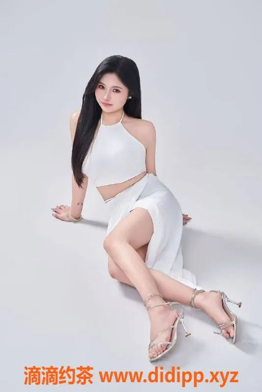 成都上门服务资源信息,温江19岁嫩妹伊伊，身高165，巨乳服务超值