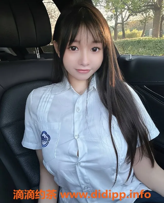 上海楼凤-长宁关关，160cm D罩杯嫩妹，1400元开始