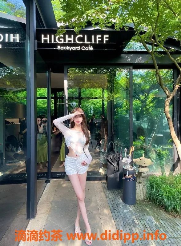 宁波楼凤-宁波小六六22岁，168cm天然C，性感诱人！