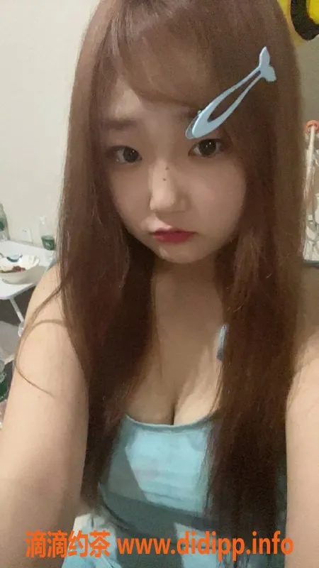 深圳楼凤-龙岗菟菟老师，837元体验热情服务