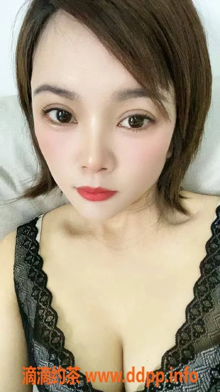 成都楼凤-万年场淼淼，28岁，162cm，95斤，超高评分服务体验