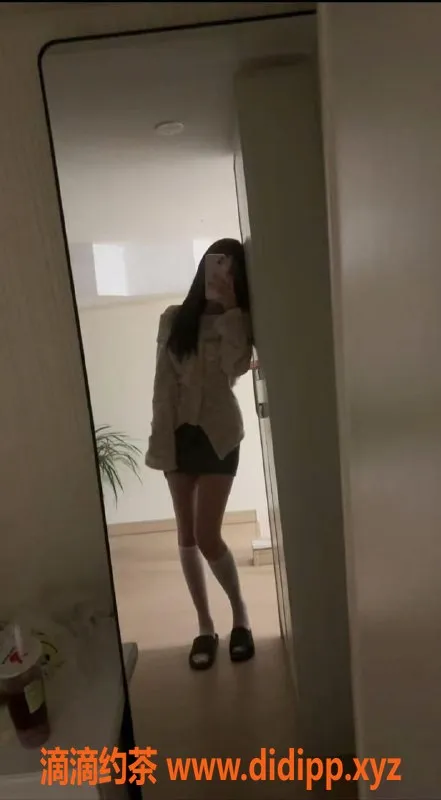 杭州上门服务资源信息,小粤粤，适中体型，1200元一节，服务周到