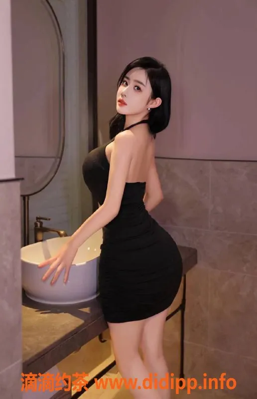 上海楼凤-浦东馨淼瑜伽教练，168cm长腿E罩杯