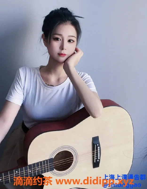 上海楼凤-普陀欧欧，160cm肤白C罩，超值享受