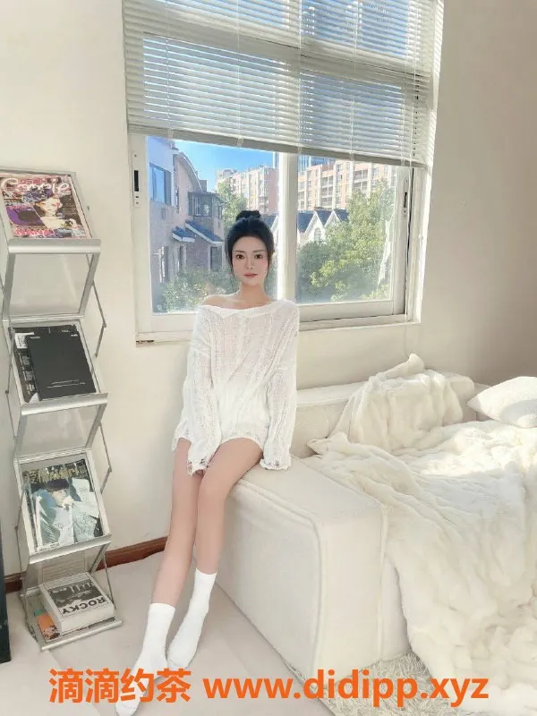 东莞楼凤-南城米多，500元超值体验，性感诱惑等你来！