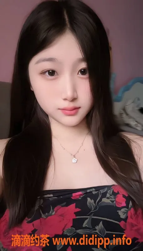 上海楼凤-长宁兼职嫩妹橘子味，167身高D罩杯