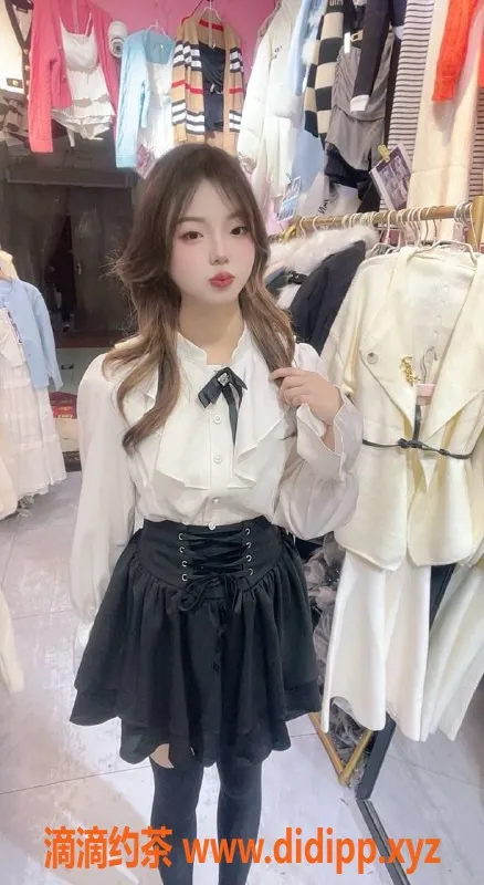 佛山楼凤资源信息,佛山雯雯，08年刚破，课费600起