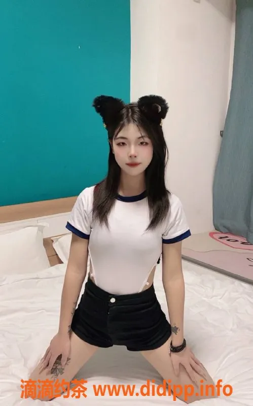 成都上门服务-成都18岁嫩妹嘉嘉，身材匀称，真心服务