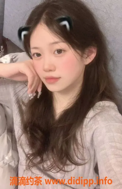 成都楼凤资源信息,南汐 160cm 80斤 白嫩少女 18岁 强烈推荐