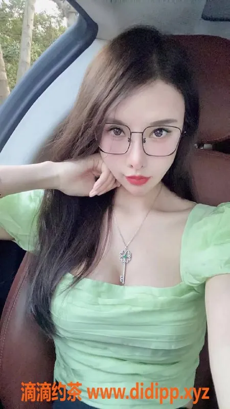 深圳楼凤资源信息,南山冰冰 课费1000/p 1600/pp