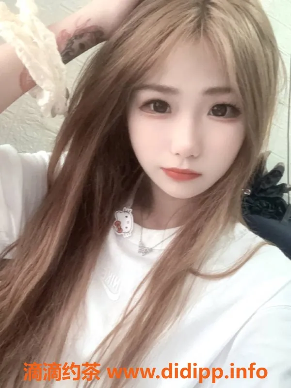 杭州楼凤资源信息,拱墅泡芙宝宝，嫩妹大长腿，年终优惠进行中