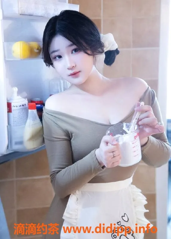 上海楼凤资源信息,静安欲欲人妻，身高165，特惠998P起