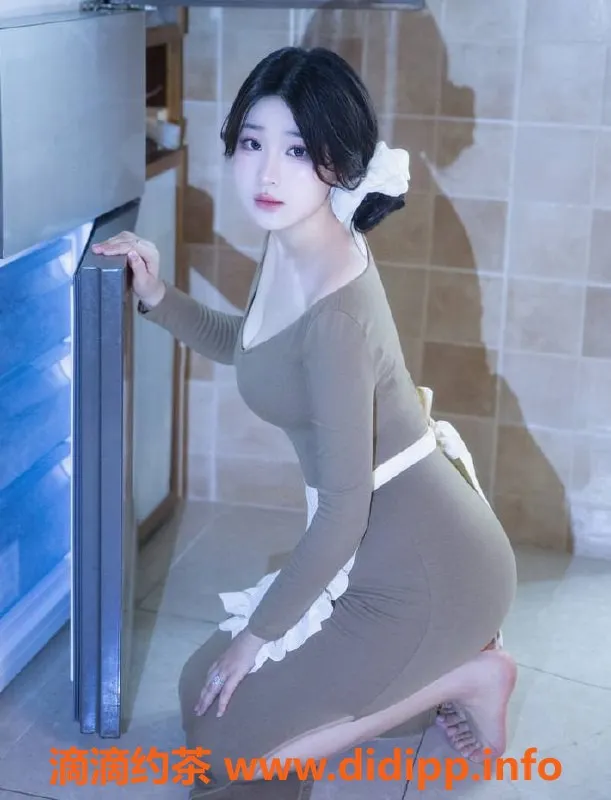 上海楼凤资源信息,静安欲欲人妻，身高165，特惠998P起