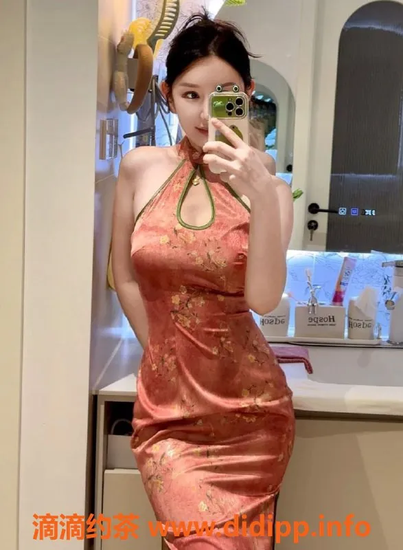 上海楼凤-长宁退役空姐莎拉，身高169，1200P起