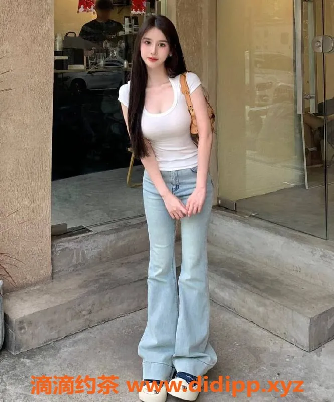 上海楼凤-长宁尹格格，160cm大胸D，1500P体验