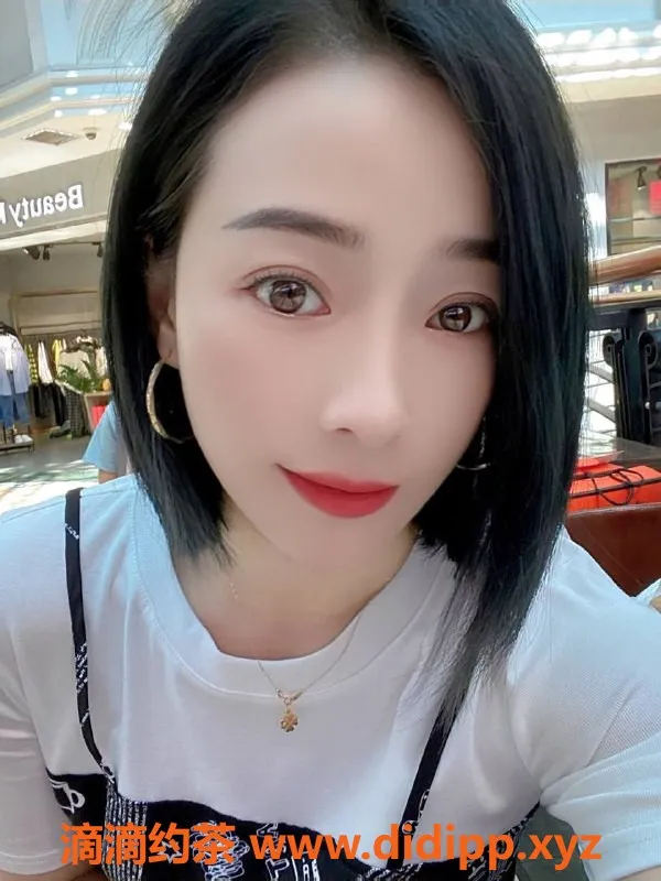 长沙楼凤-雨花区君君，轻松享受500p服务体验