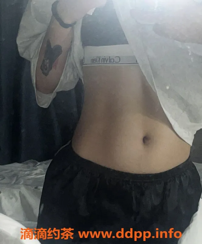 成都楼凤-武侯区嫩妹小兔叽，160cm，45kg，甜美代聊