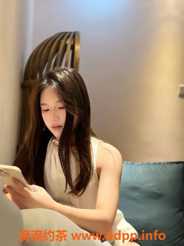 广州楼凤-天河娜娜，700起舌吻夜课服务