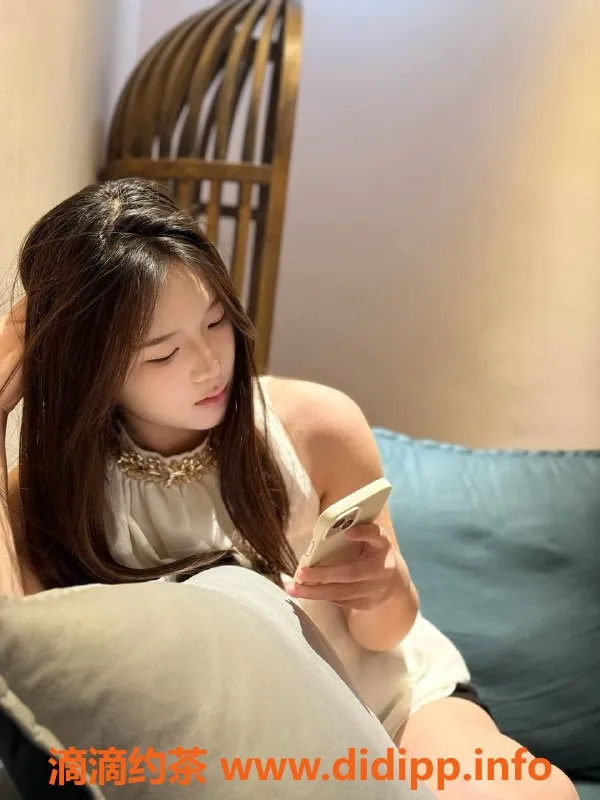 广州楼凤资源信息,天河娜娜，700起舌吻夜课服务