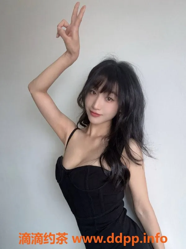 厦门楼凤-集美莲花国际02年在读生，温柔可爱