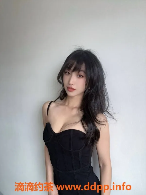 厦门楼凤-集美莲花国际02年在读生，温柔可爱