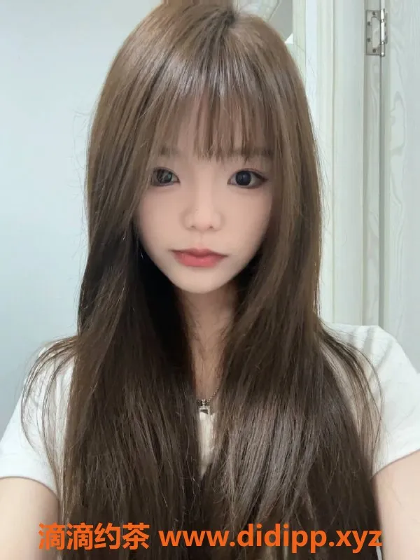 深圳楼凤-宝安区嫩妹小清，800元起，制服&六九服务