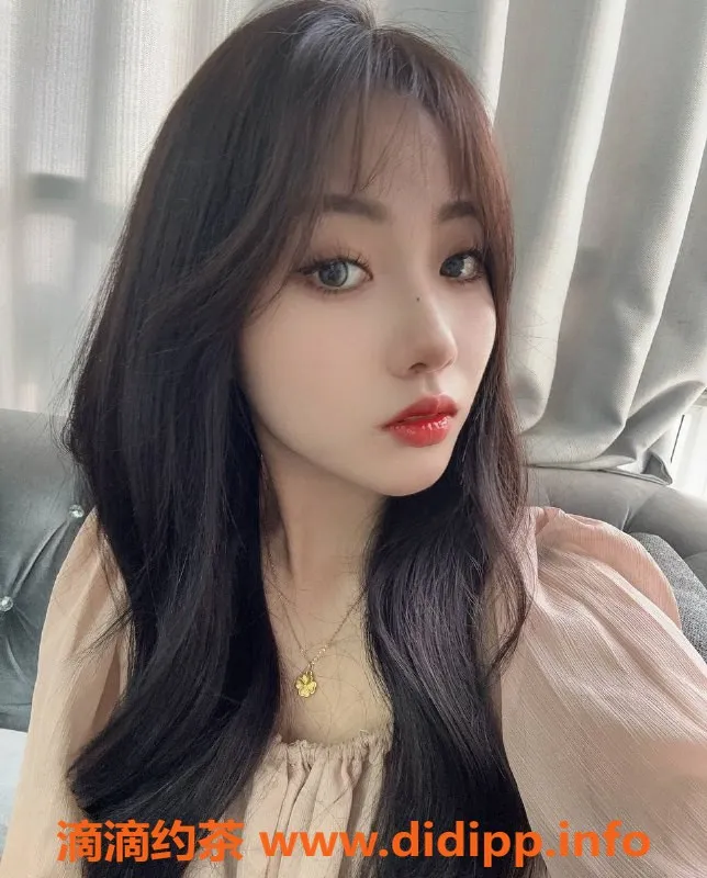 上海楼凤-静安笑笑，163身高、47体重的嫩妹