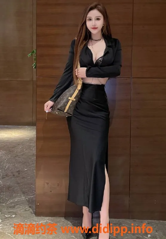 上海楼凤-闵行梦菲凡：171长腿美眉，1200起特服体验