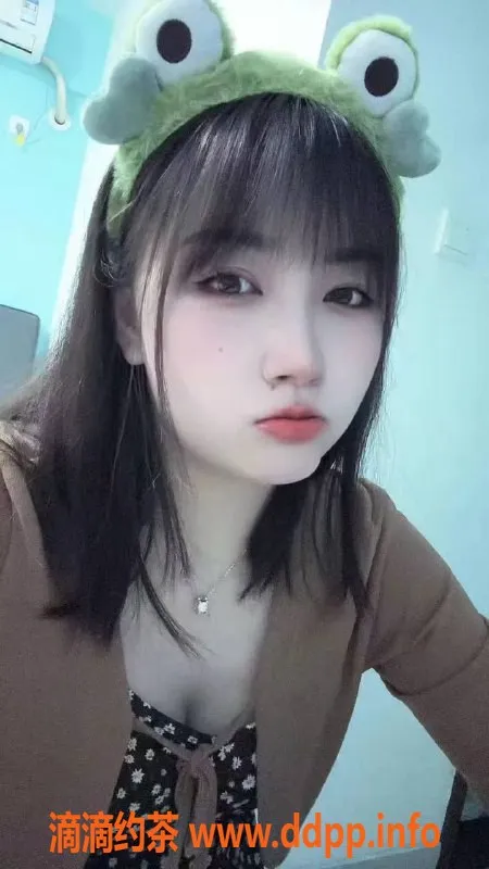 深圳楼凤-深圳坂田小小，21岁165c，800元起服务