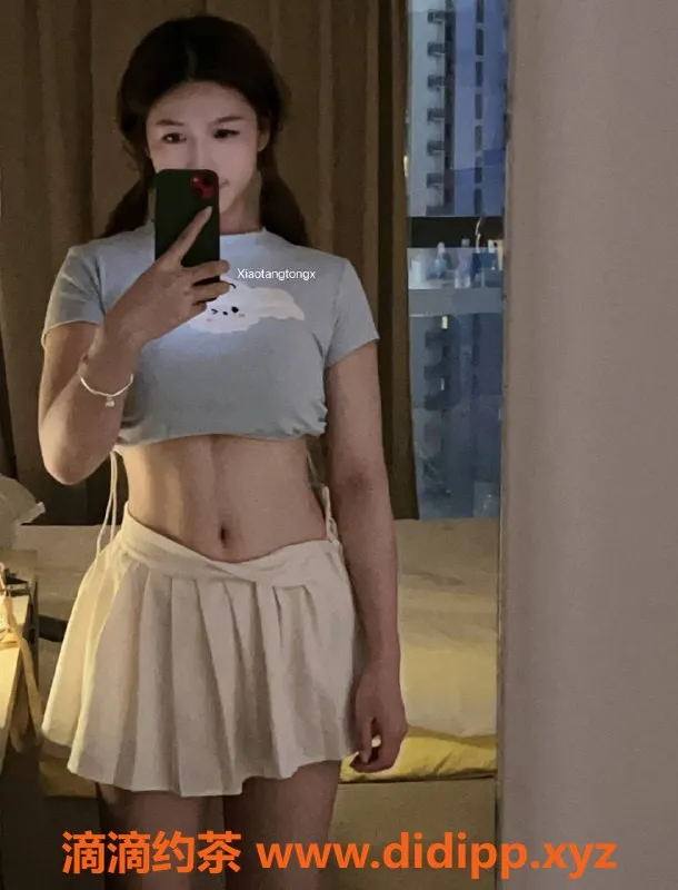 深圳楼凤-深圳龙华小糖，21岁，160b，超值服务！