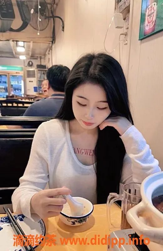 深圳楼凤-深圳南山妍宝儿，163厘米94斤，千元档服务