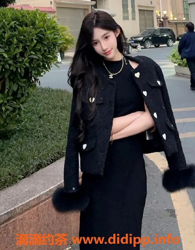 上海楼凤-普陀小球JOJO，174cm大胸美女，2300元起