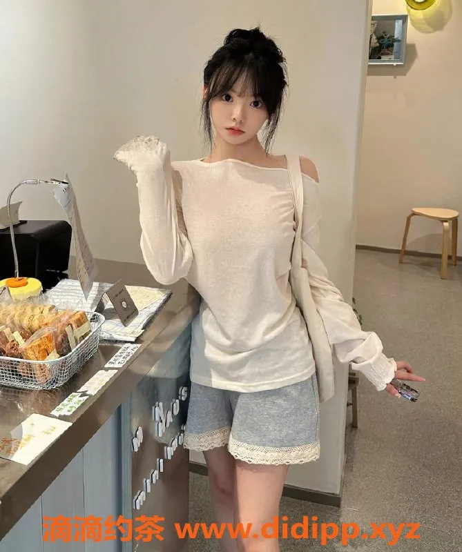 上海楼凤-可爱多，浦东大胸美女，164身高，1400起