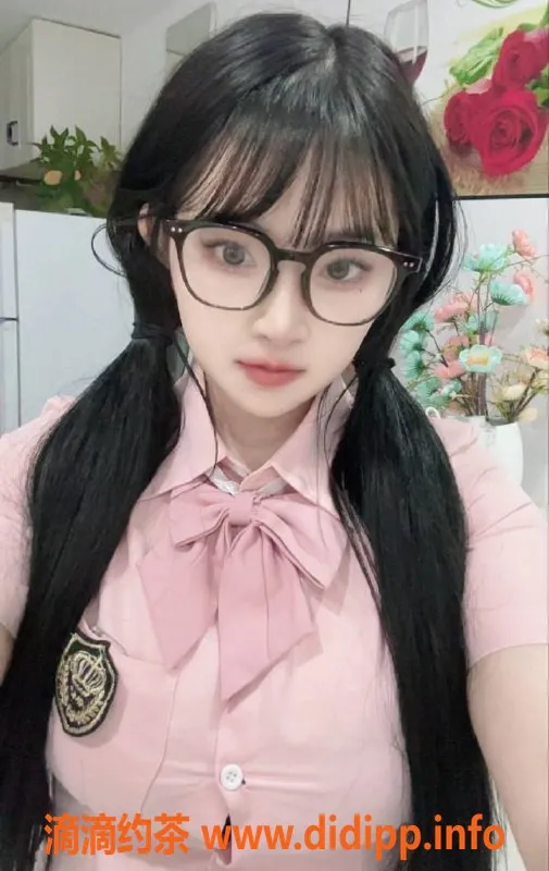 上海楼凤-闵行可可，165大胸肤白，900元起