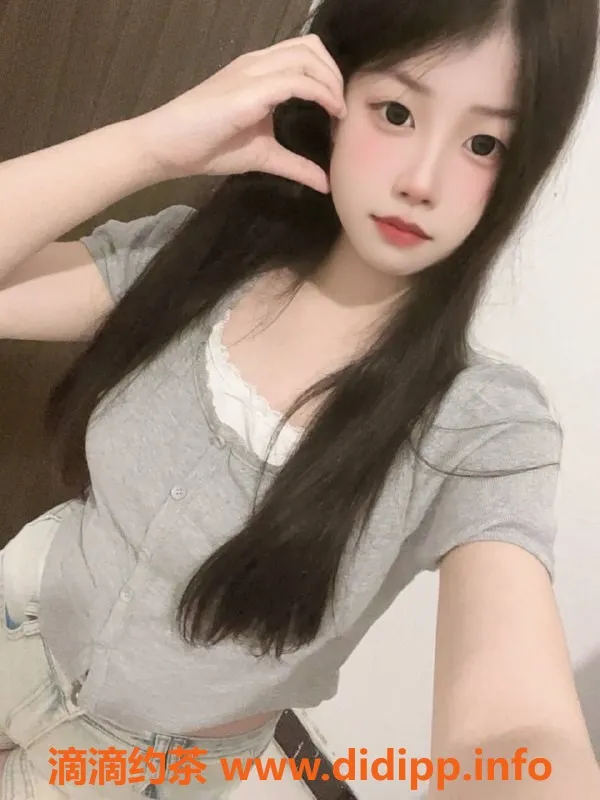 广州楼凤资源信息,黄埔天天，嫩妹大胸夜课，课费6P