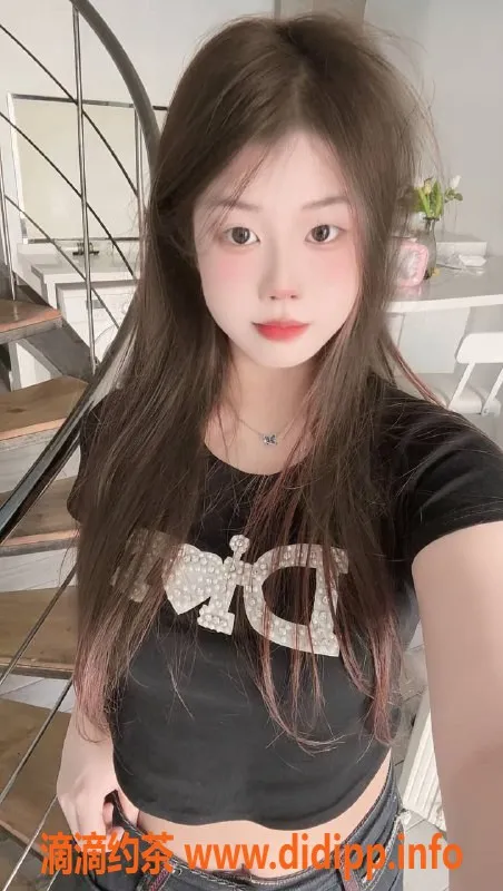 广州楼凤-黄埔天天，嫩妹大胸夜课，课费6P