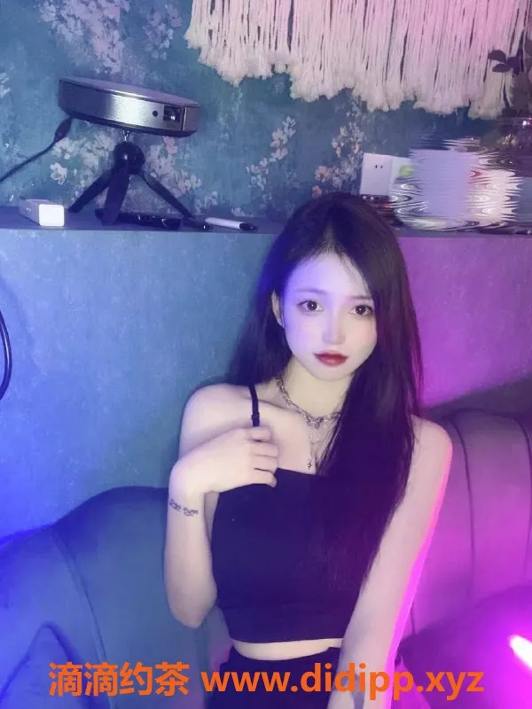 广州楼凤资源信息,白云柒柒，御姐风采，大胸夜课只需8P