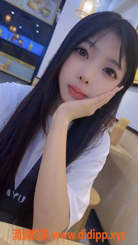 深圳楼凤-深圳宝安小可爱，18岁165cm，800元起